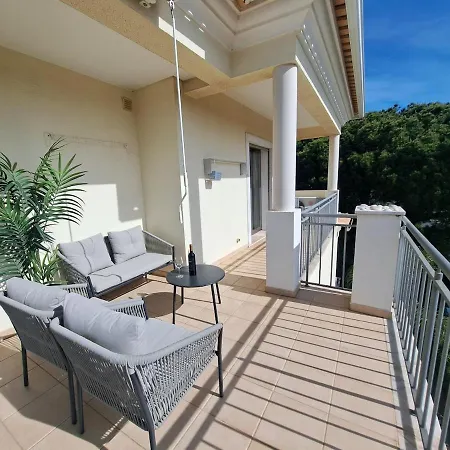 2 Bedroom Penthouse Olhos De Agua Apartament